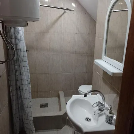 Bed & Breakfast Jonovic *