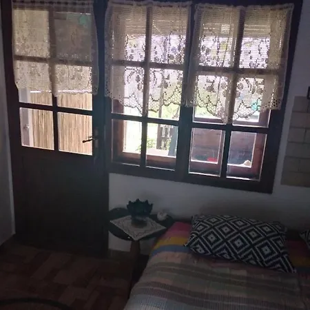 Jonovic Bed & Breakfast