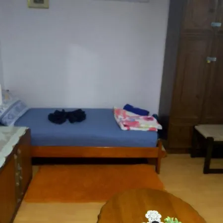 Bed & Breakfast Jonovic *