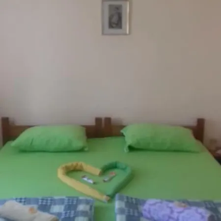 Bed & Breakfast Jonovic *